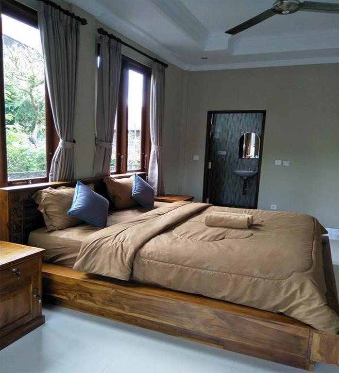 Lucky Family Cottage Ubud Buitenkant foto