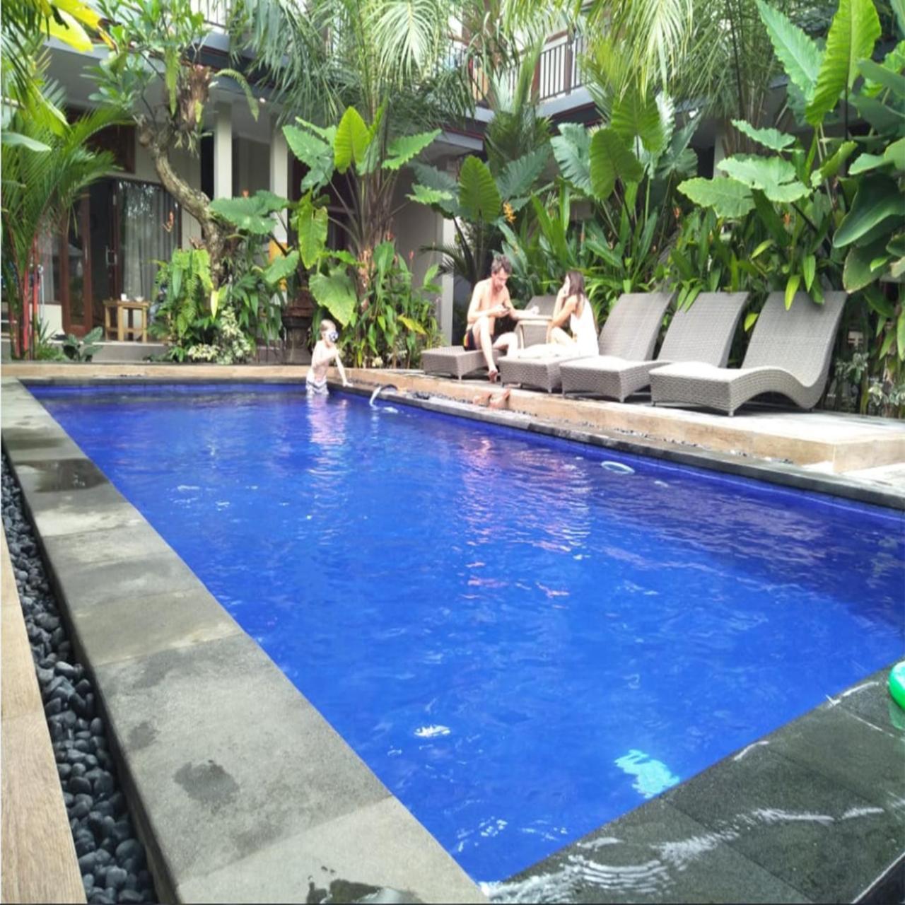 Lucky Family Cottage Ubud Buitenkant foto
